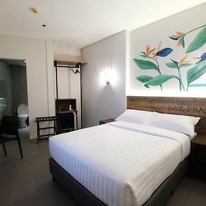 U Hotels Makati